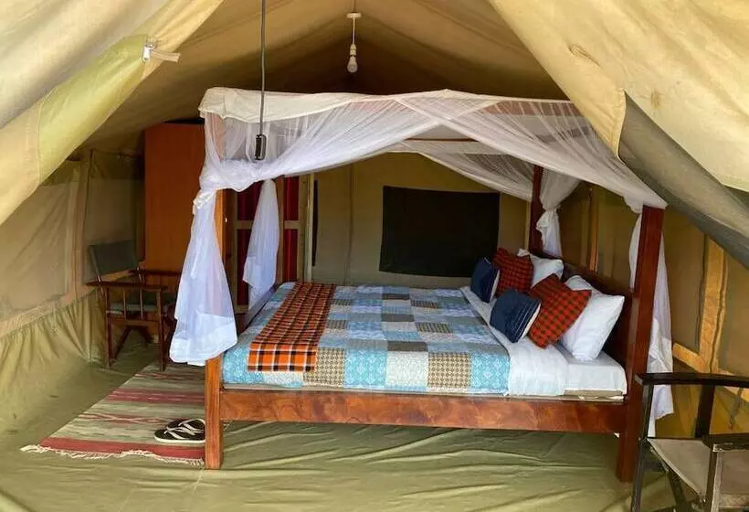 هتل Oldarpoi Mara Camp