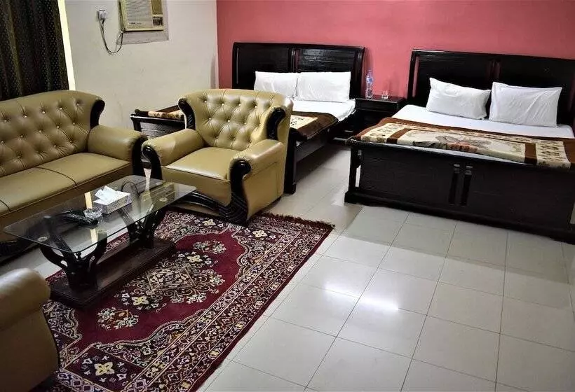 هتل Grand Inn Guest House