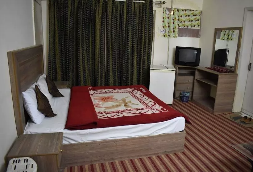 هتل Grand Inn Guest House