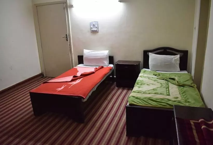 هتل Grand Inn Guest House