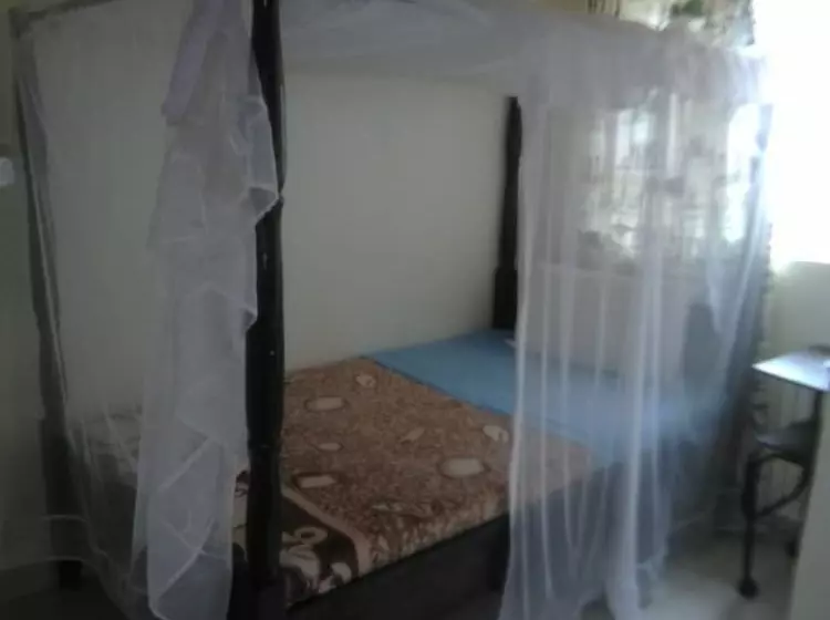 هتل Paulice Guest House