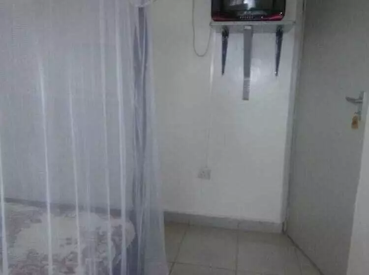 هتل Paulice Guest House