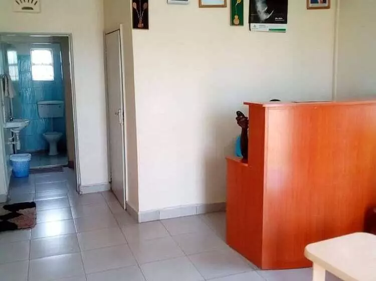 هتل Paulice Guest House