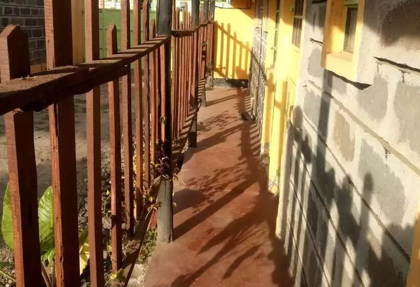 هتل Veterans Paradise