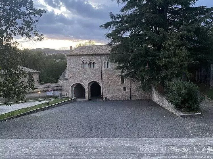 Hotelli Albergo Mingone