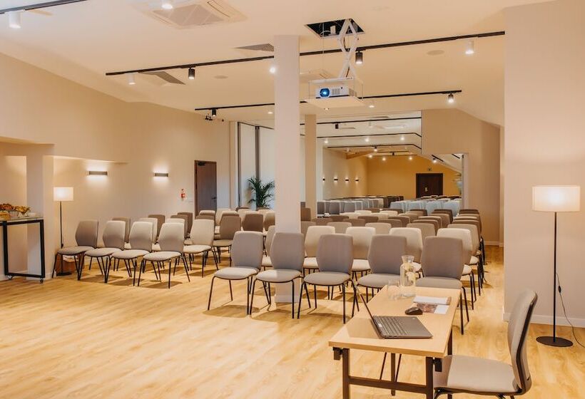 هتل Elements Apartments