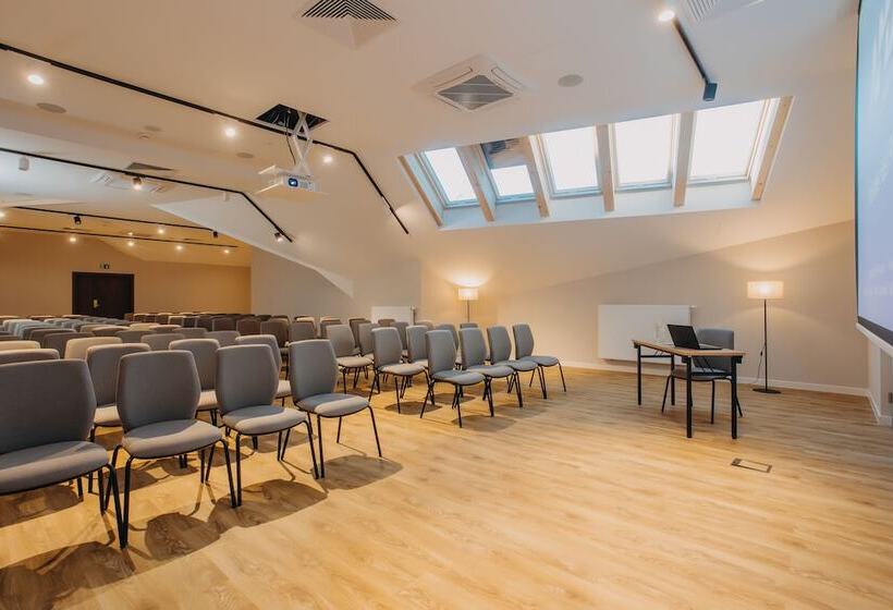 هتل Elements Apartments