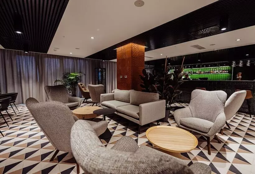 هتل Elements Apartments