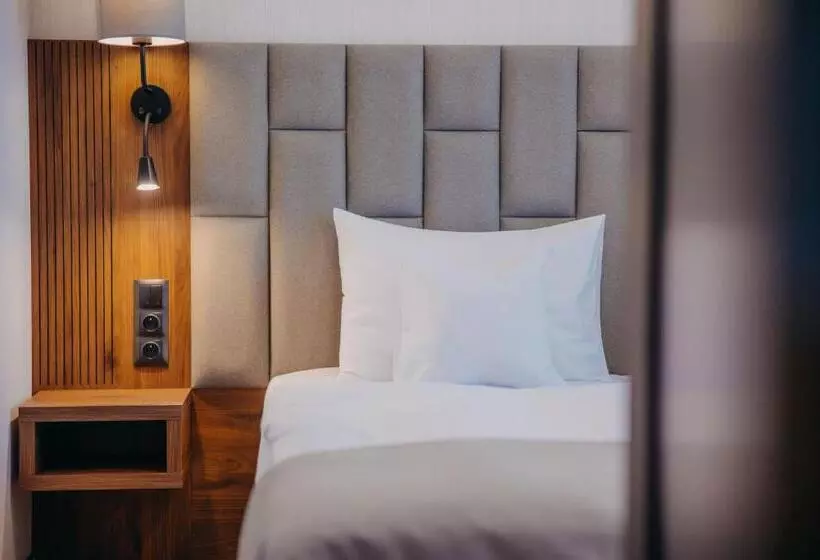 هتل Elements Apartments