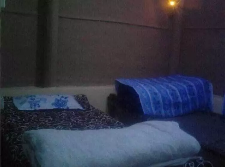 هتل Indigenous Bufferzone Community Homestay