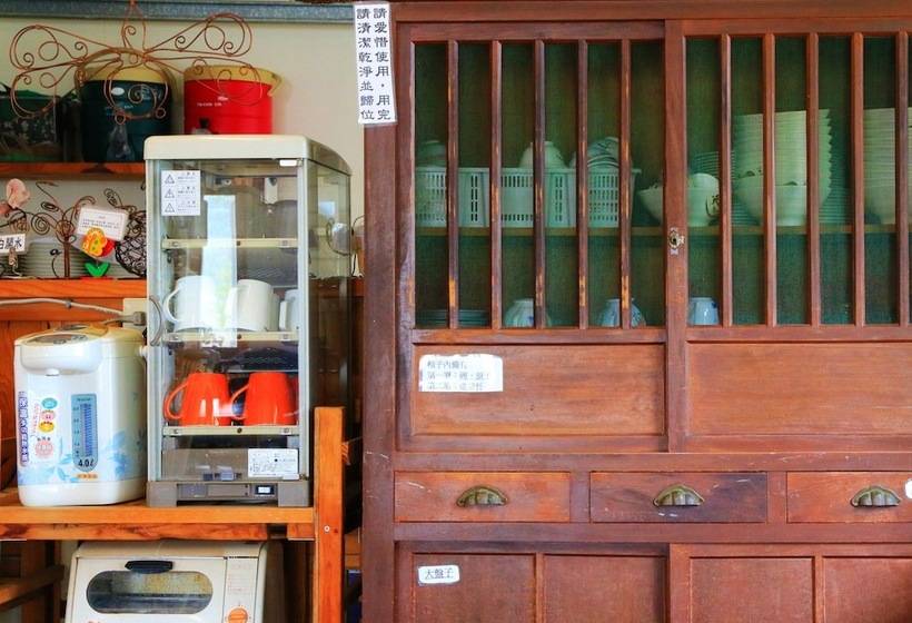 هتل 嘉義竹崎白樹腳驛棧萬坪生態包棟烤肉親子民宿