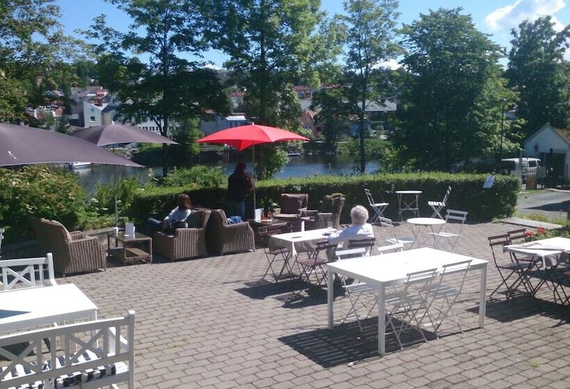 בית מלון כפרי Nidaros Pilegrimsgård