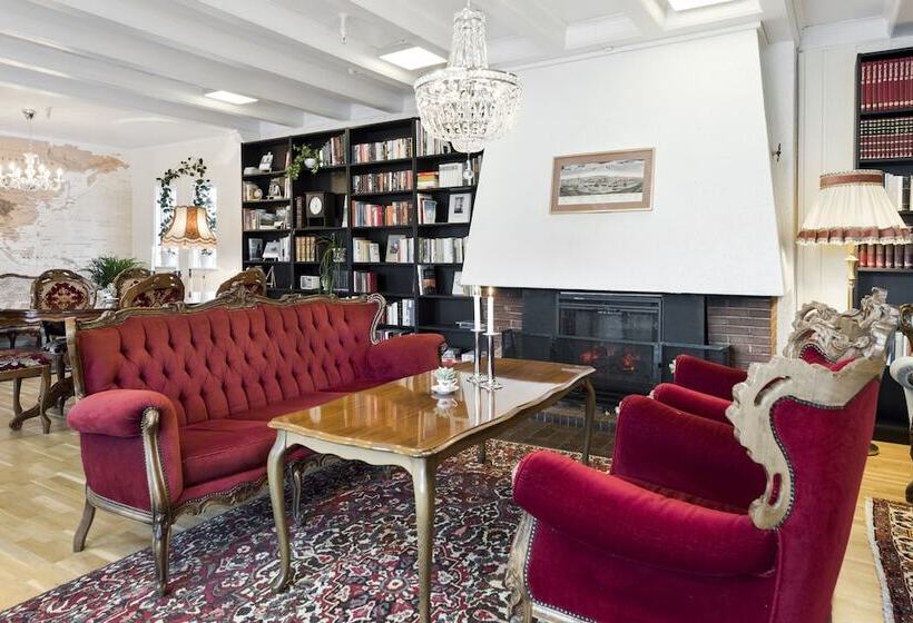 בית מלון כפרי Nidaros Pilegrimsgård