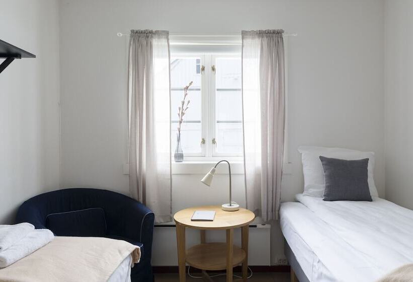 בית מלון כפרי Nidaros Pilegrimsgård