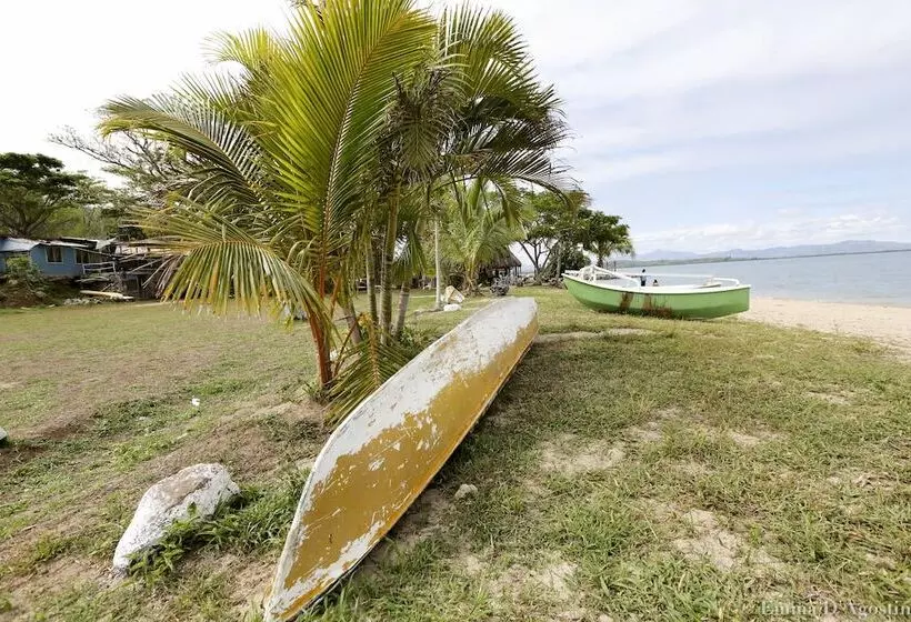 Hotelli Vatia Beach Eco Lodge   Hostel