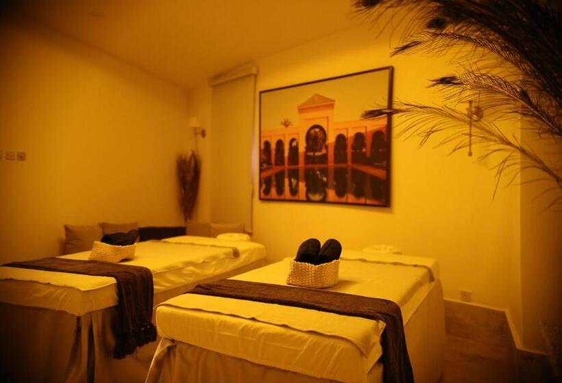 Johnwood Hotel By Bolton