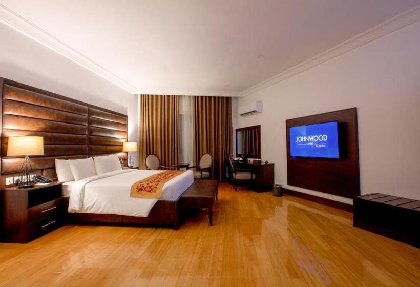 Johnwood Hotel By Bolton