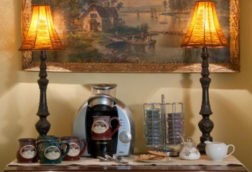 Alpine Haus Bed & Breakfast Inn