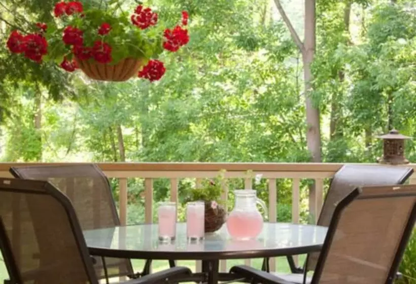 Alpine Haus Bed & Breakfast Inn