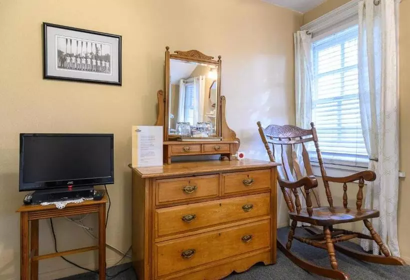 ベッドアンドブレックファースト Beachrunners Inn