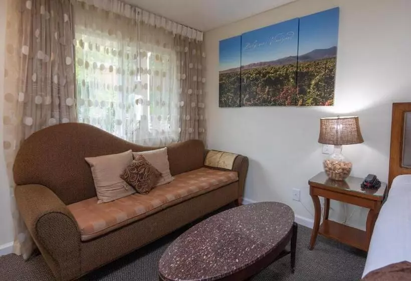 Aamiaismajoitus (B&B) The Vendange Carmel Inn & Suites