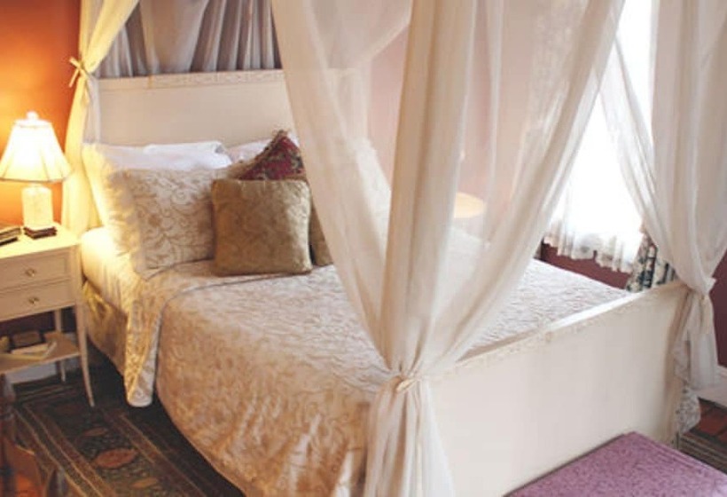 Faunbrook Bed & Breakfast