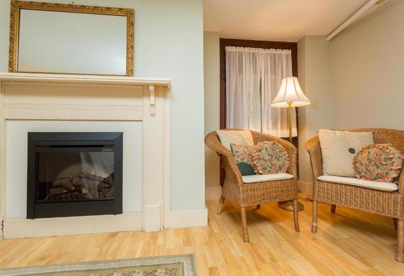 Holladay House Bed And Breakfast