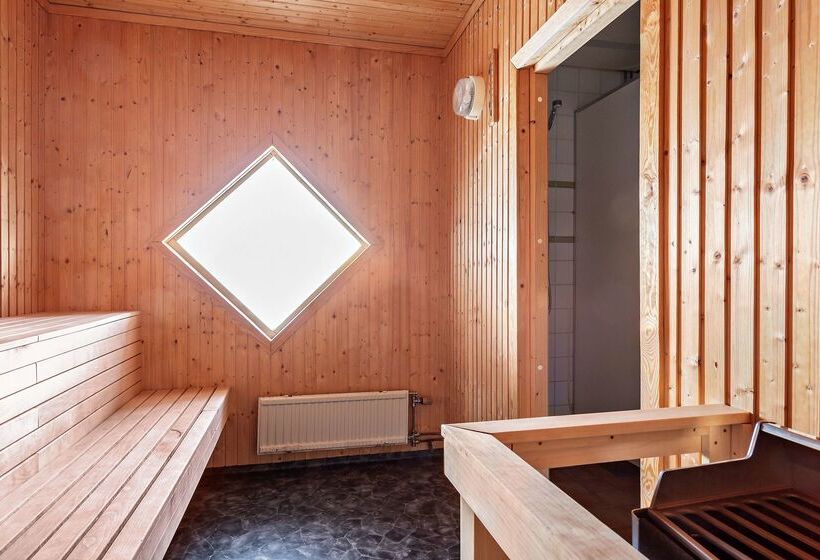 هتل Best Western Stoten Ski