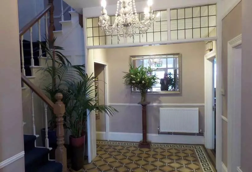 Hotel Bossiney House