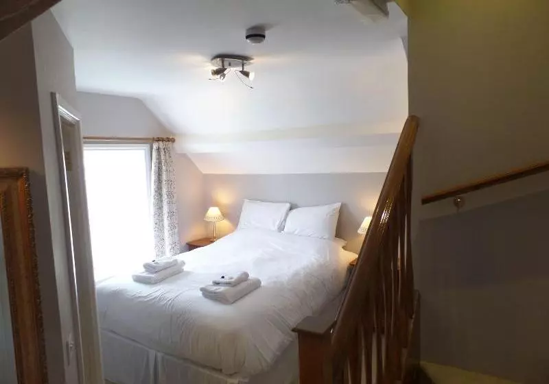 Hotel Bossiney House