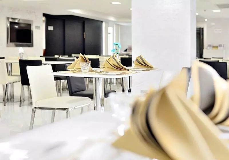 Отель Shilat Avenue Pattaya