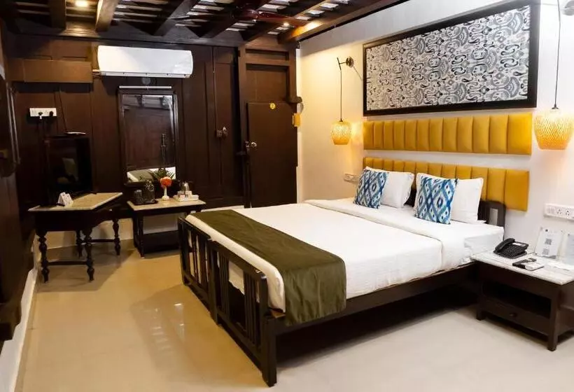 בית מלון כפרי Green Meadows Resort