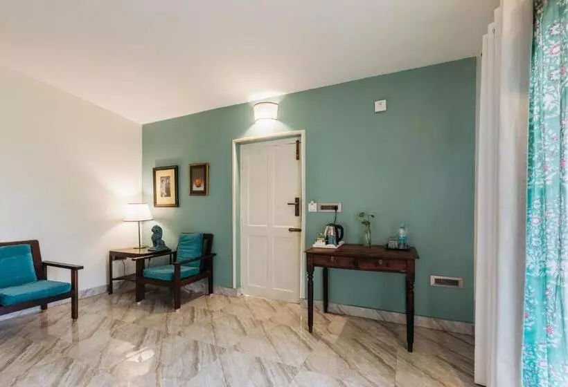 בית מלון כפרי Green Meadows Resort