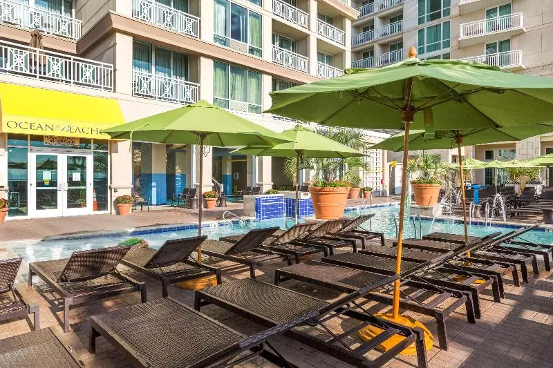 ホテル Ocean Beach Club Resort By Hilton , Virginia Beach, Va