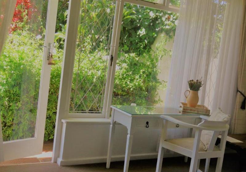 בית מלון כפרי Hortensia Lodge