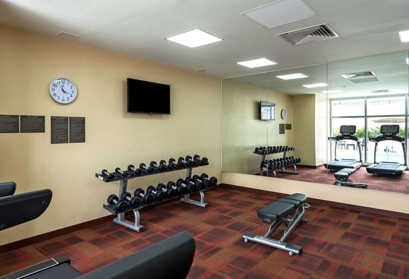 酒店 Courtyard By Marriott Ciudad Del Carmen Campeche