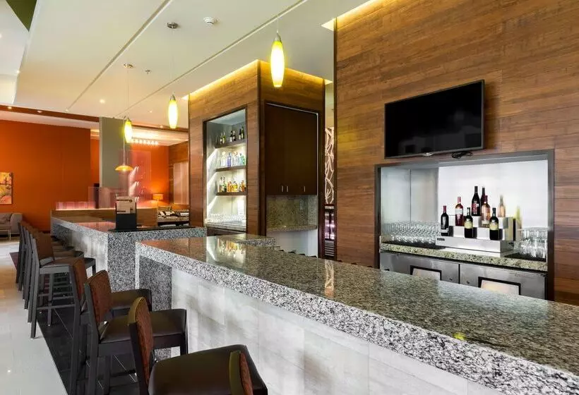 Отель Courtyard By Marriott Ciudad Del Carmen Campeche