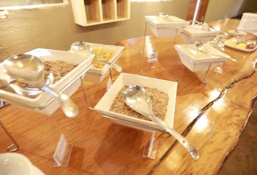 בית מלון כפרי Kruger Adventure Lodge