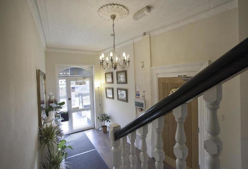 בית מלון כפרי Mowbray Apartments