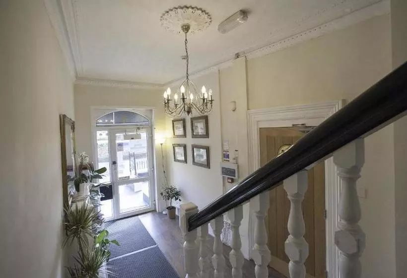 ホテル Mowbray Apartments