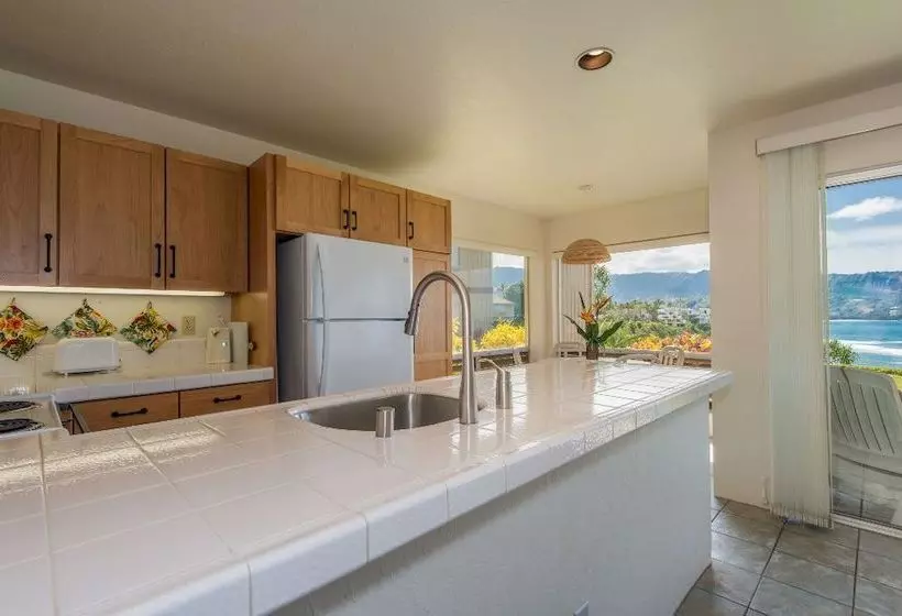 Princeville Oceanfront Villas