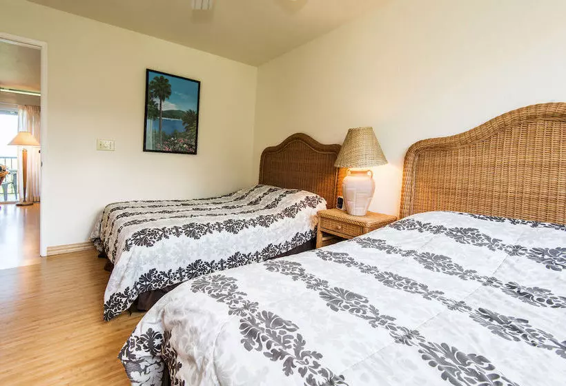 Princeville Oceanfront Villas