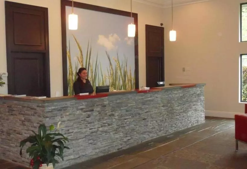 Otel Ramada By Wyndham Rock Hill At Sullivan Center