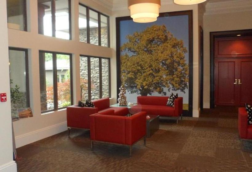 בית מלון כפרי Ramada By Wyndham Rock Hill At Sullivan Center