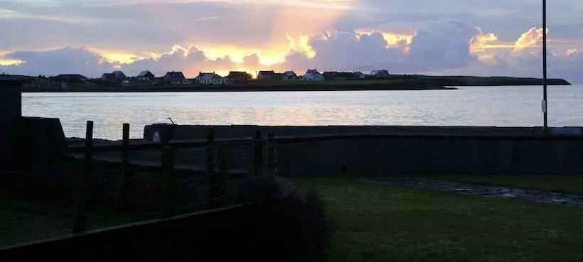 Отель Sandwick Bay Guest House
