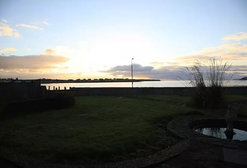 Отель Sandwick Bay Guest House