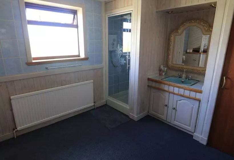 Отель Sandwick Bay Guest House