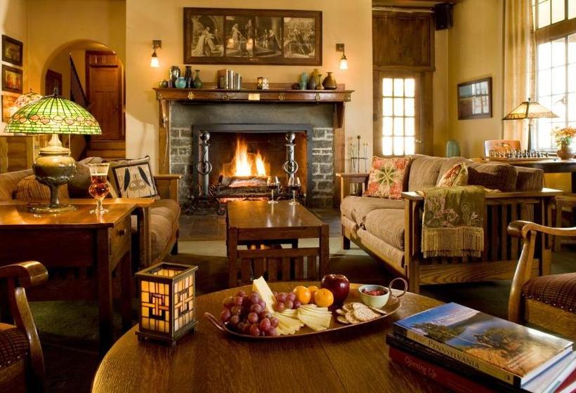 فندق Settlers Inn