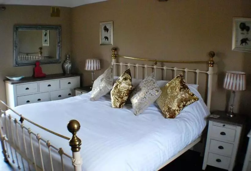 בית מלון כפרי The Bowl Inn