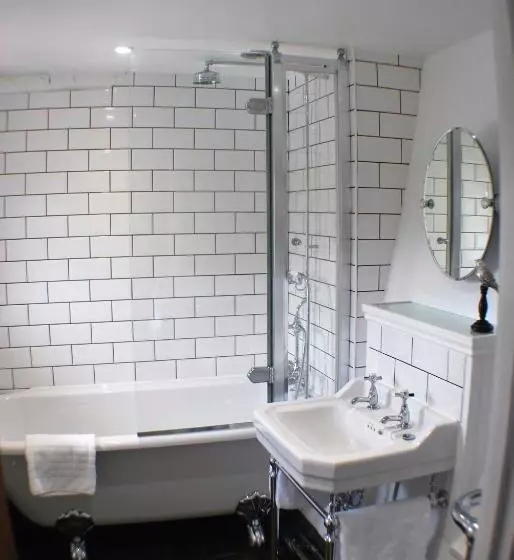 בית מלון כפרי The Bowl Inn